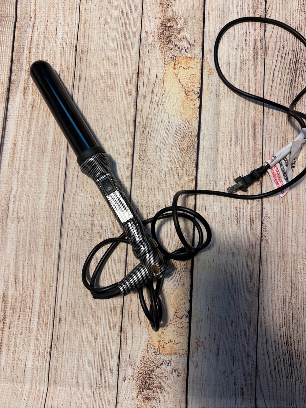 No clip professional curling iron